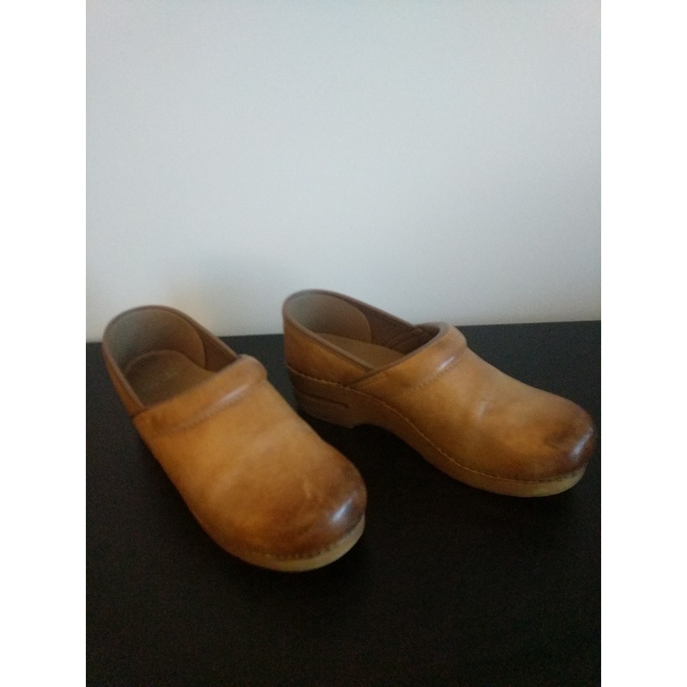 Dansko Professional Clogs, size 39/9